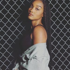 Meet your Posher, Mikeya